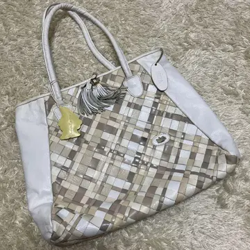 IBIZA 가죽 뜨개질 참 토트백