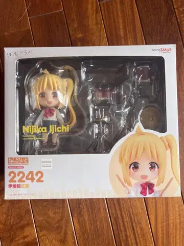 이지치 니지카 넨도로이드 피규어