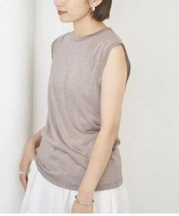 IENA 라메 슬리브리스 골드