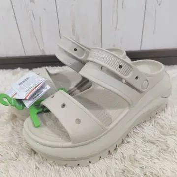새상품 crocs 메가 크러쉬 샌들
