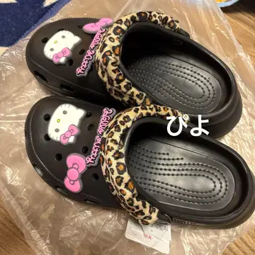 헬로키티 레오파드 무늬 샌들