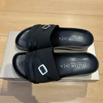 ITALIAN SHOEMAKERS 블랙 샌들 37