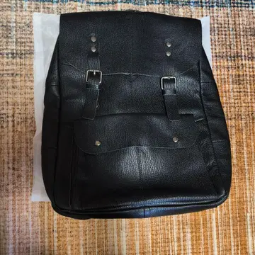 가죽 블랙 백팩