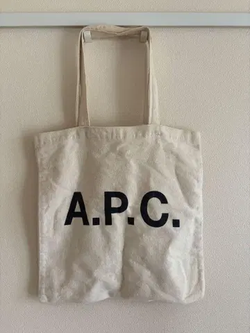 A.P.C 토트백