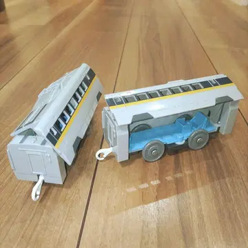 프라레일 히카리 레일스타 중간 차량 2점