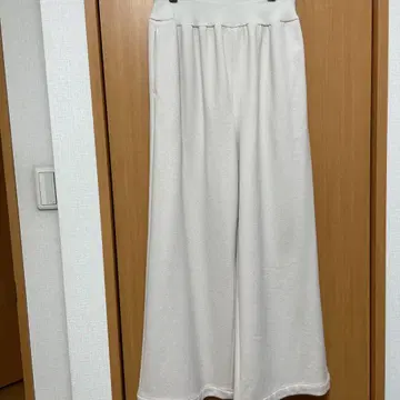 비어즐리 클레이 웨이스트 리브 와이드 팬츠 라이트 베이지 size 2