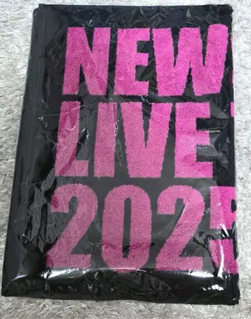 NEWS LIVE TOUR 2025 변신 타월