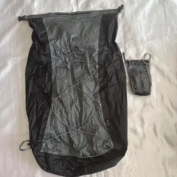 Sea to Summit 울트라실 드라이 데이팩