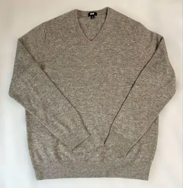 유니클로 UNIQLO 캐시미어 100% V넥 니트 스웨터 (긴팔)