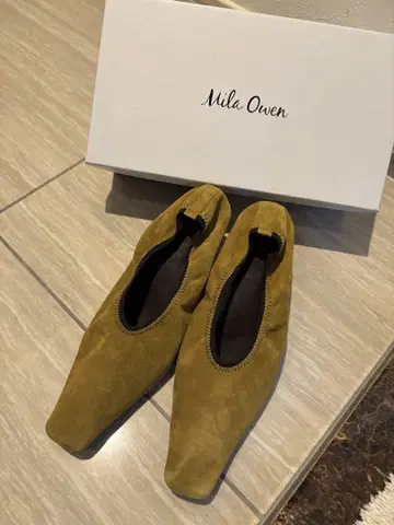 Mila Owen 입구 밴딩 핏 펌프스
