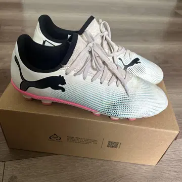 Puma 축구화 화이트/핑크