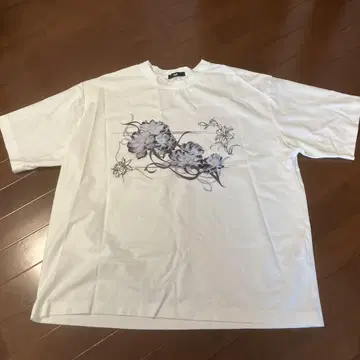 HARE 화이트 셔츠