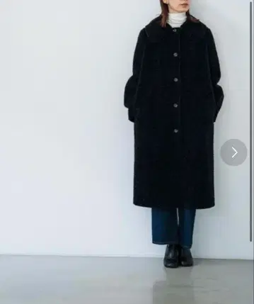 YUW 블랙 롱 코트