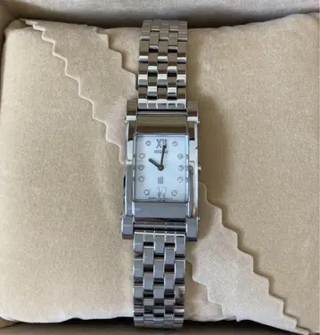 SEIKO IU 스퀘어형 손목시계 실버