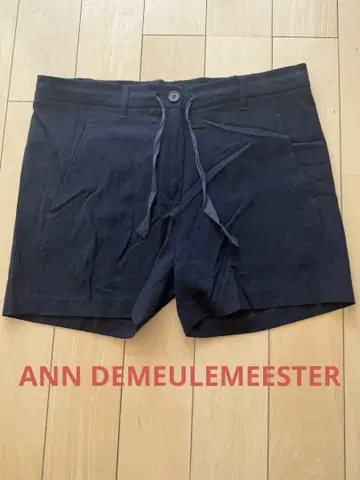 ANN DEMEULEMEESTER 숏팬츠