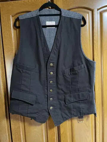 BONCOURA x STRAYSHEEP 리미티드 ODDVEST 38