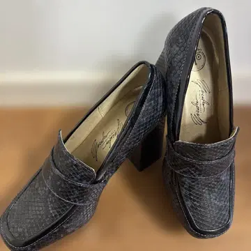 통굽 펌프스(23.5cm)/yosuke
