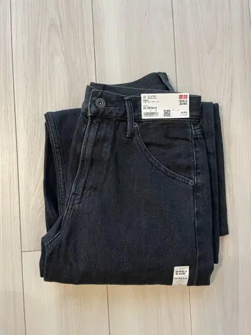 [ 새상품 미사용 ] UNIQLO 배기 커브 청바지 23