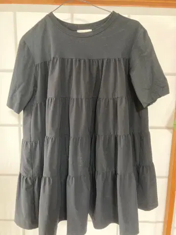 tomorrowland Balisey 블랙 티어드T셔츠