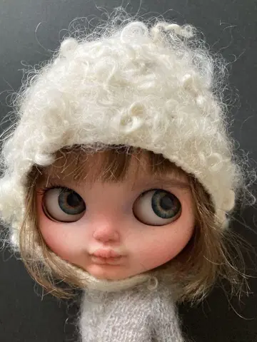 브라이스용 화이트 울 모자