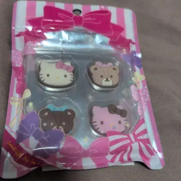 헬로키티 타이니 참 러버 마그넷