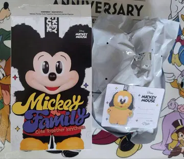 POP MART 미키 패밀리 디즈니 플루토 미개봉 키링