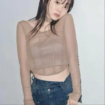 SNIDEL 스나이델 코르셋 디자인 컷 상의