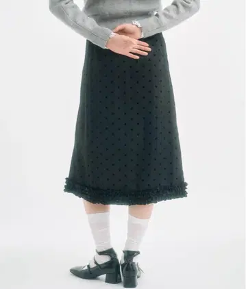 Fekete 도트 프릴 스커트 블랙
