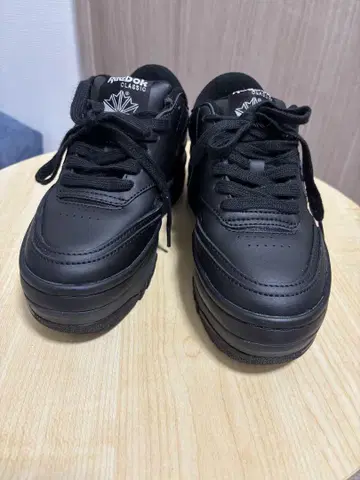 리복 통굽 스니커즈