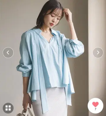 새상품 NOBLE 개더 보타이 블라우스 스카이블루