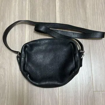 히로후 블랙 가죽 숄더백