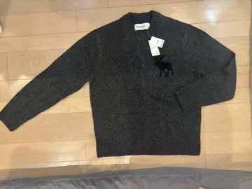 미사용 새상품 Abercrombie & Fitch Sweater S