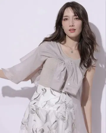 [컨디션 최상] 이번 시즌 아푸와이저 리셰 2WAY 시어 셔츠 앙상블