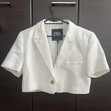 ZARA 화이트 크롭 테일러드 자켓 M