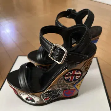 DSQUARED2 블랙 웨지 샌들