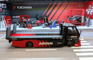 1/64 H300 트랜스포트 트레일러 풀 플랫 적재차(ADVAN)