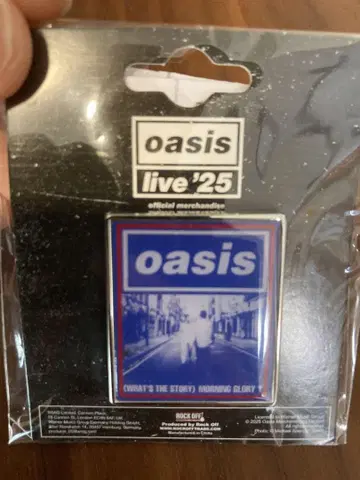 oasis live '25 핀 배지