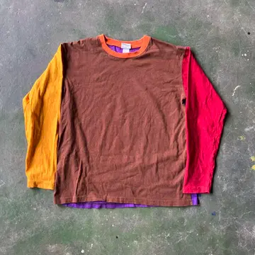 WALLAWALLASPORT 롱T 크레이지 패턴