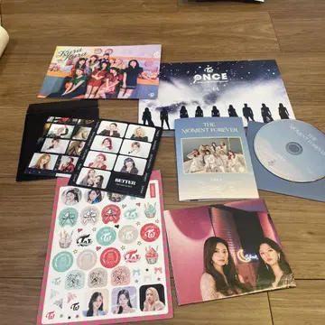 TWICE The Moment Forever CD & 스티커 세트