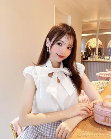 미셸 마카롱 보타이 리본 셔츠 택 포함