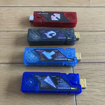 가면라이더 W 트리거 메모리 4종