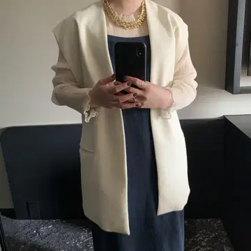 아이보리 노카라 자켓 프론트 포켓 부착 ZARA