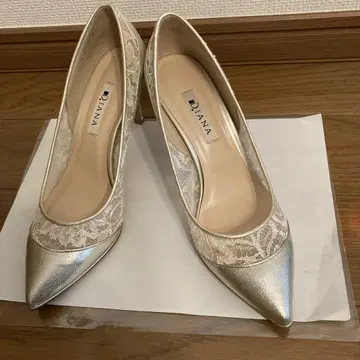 새상품급 다이애나 레이스 펌프스