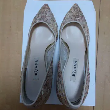 D. JANA 회화 시리즈 뮤샤 꽃무늬 하이힐 23cm