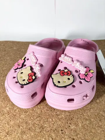 새상품 일광화상 키티 산리오 샌들 핑크 22cm