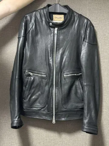 블랙 가죽 라이더 자켓