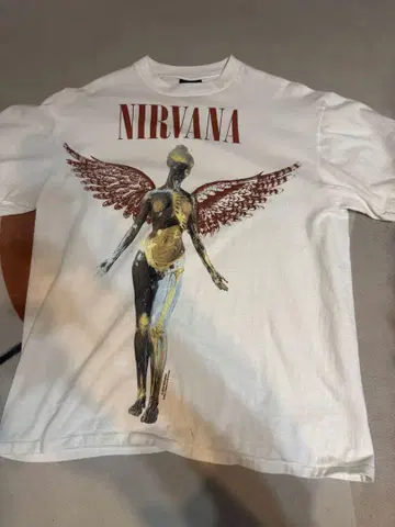 Nirvana IN UTERO 티셔츠