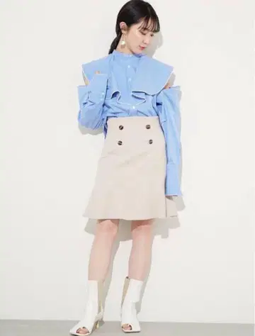 릴리 브라운 플레어 스커트 숏 팬츠 베이지
