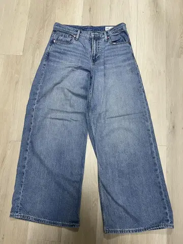 GAP 배기 미드 라이즈 데님 27 / 4R