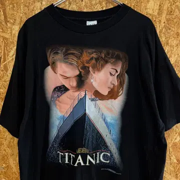 90s TITANIC movie T-shirt